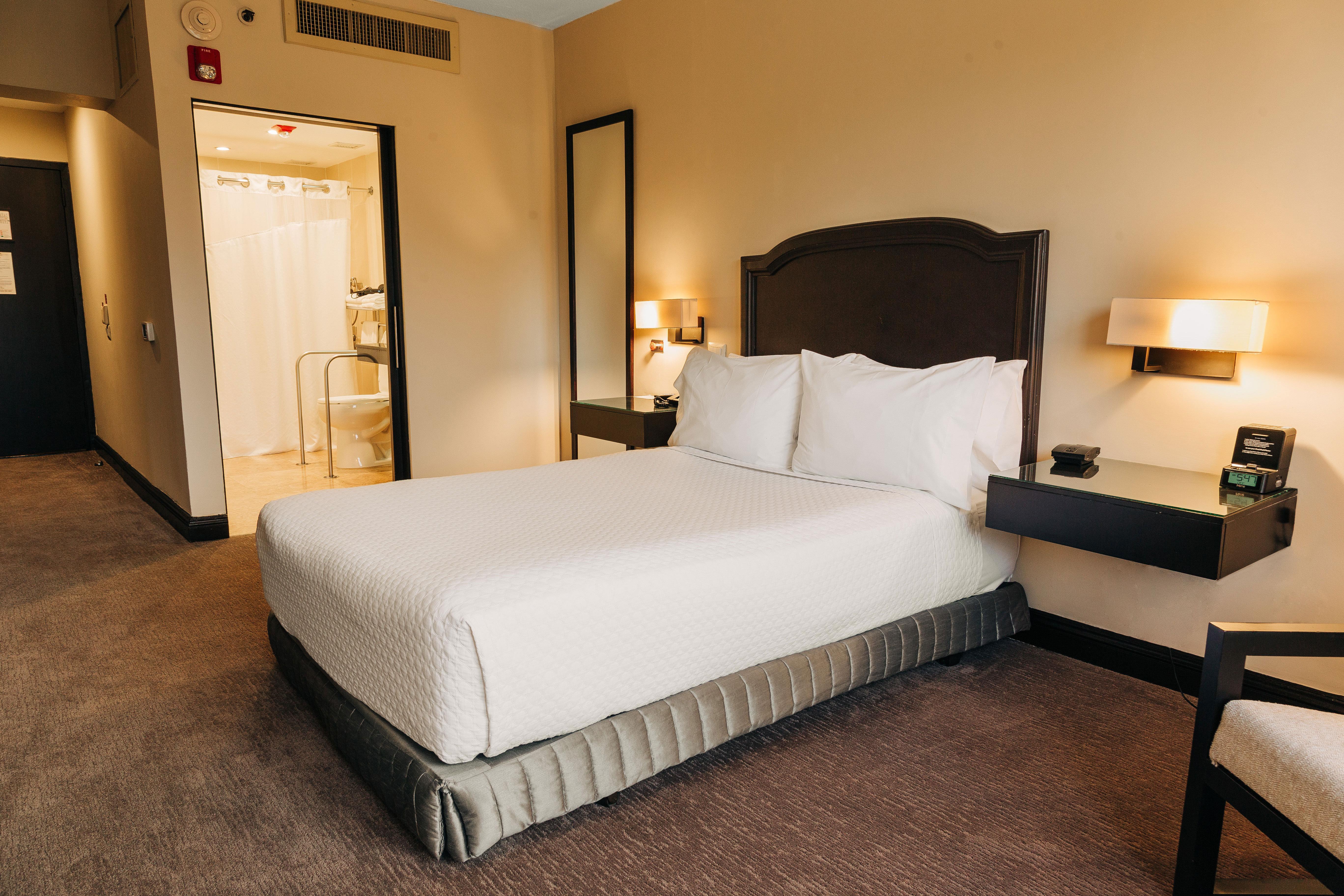 Hilton San Salvador Hotel Bagian luar foto